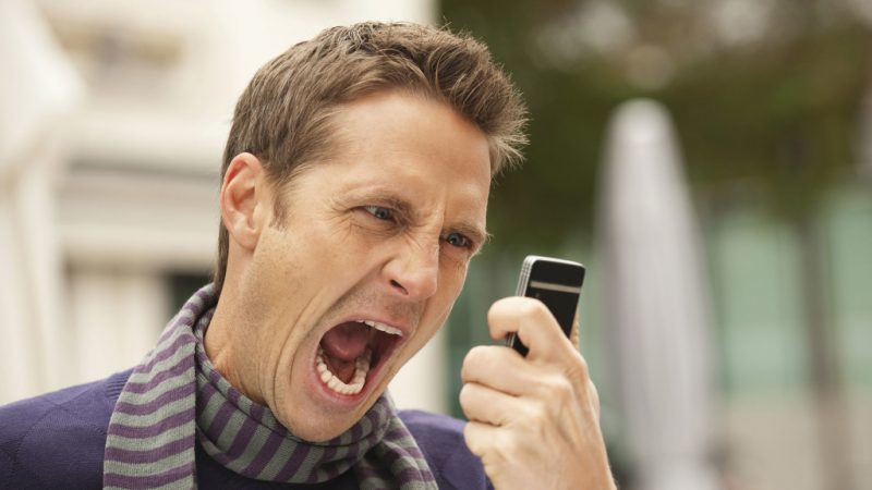 Unauthorized phone ads: complaints are increasing