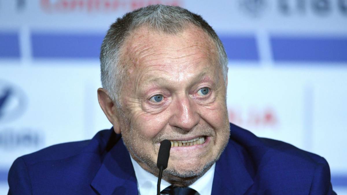Jean-Michel Aulas tries to calm things down with Canal +