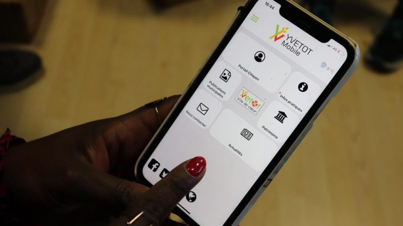 To be closer to the population, the city launched the “Ville d’Yvetot” mobile app.