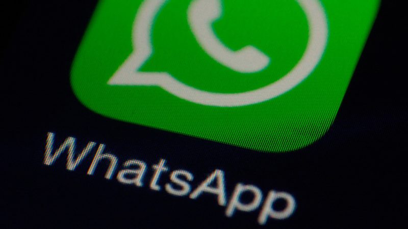 WhatsApp Web: More secure to use?  And more awkward