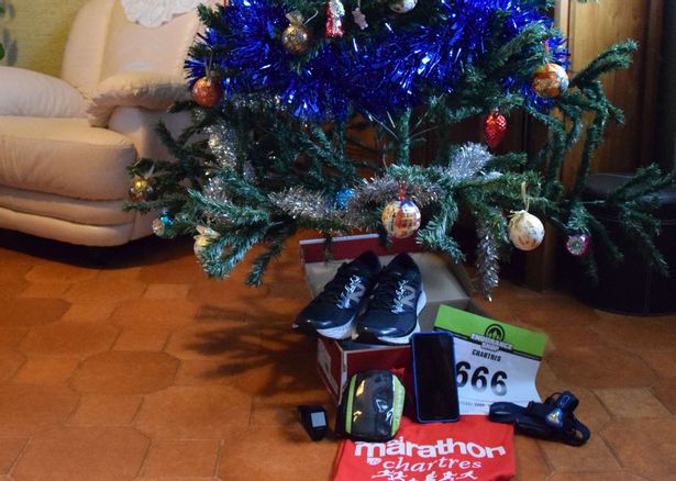 Shoes, tools, gear … Christmas gift ideas for runners
