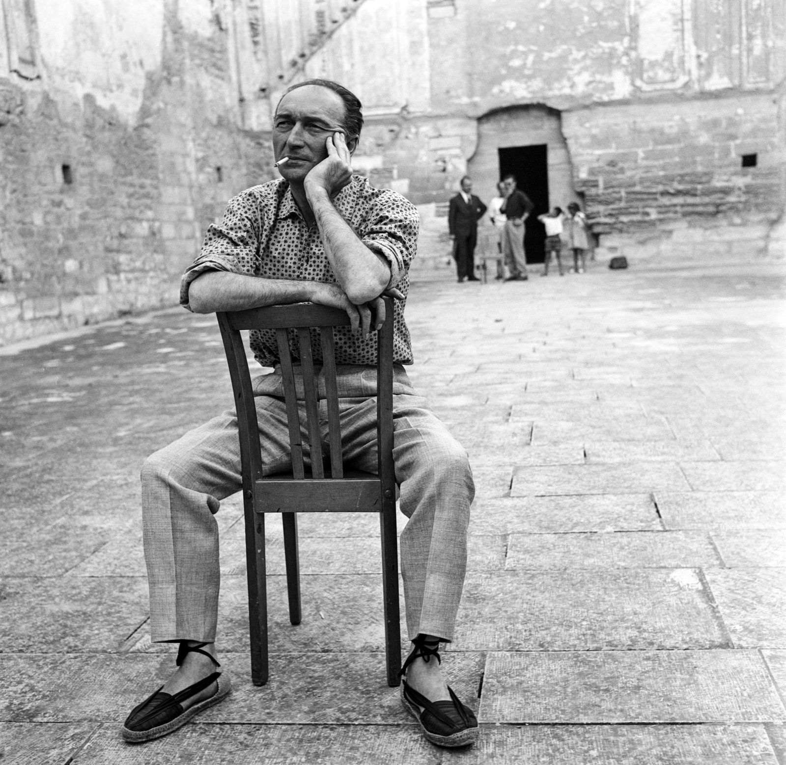 Agnes Varda Jean Vilar at the Tinel de la Chartreuse de VilleneuvelezAvignon 1958. Courtesy of ...