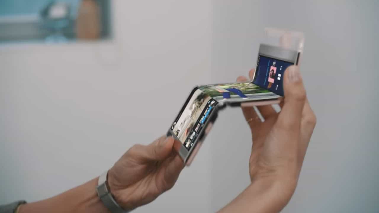 Samsung shares videos with foldable cellphone prototypes