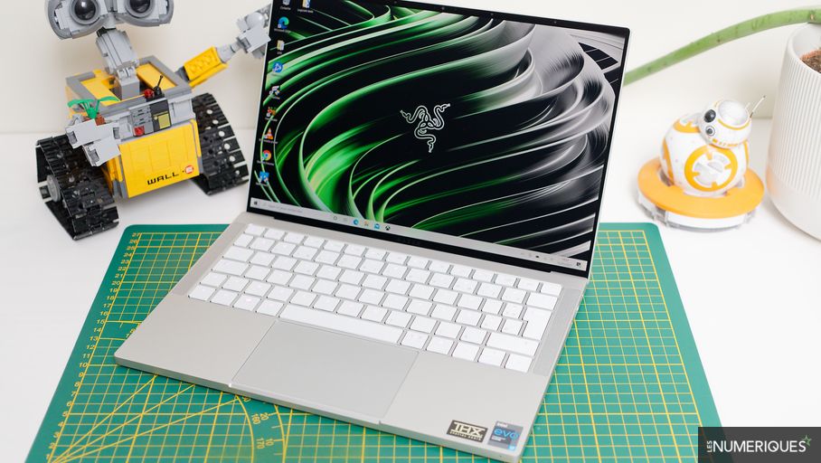 Razer Book 13 review: a sober ultrabook with a tangible format