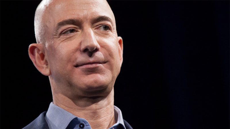 Amazon CEO: Jeff Bezos flies into space