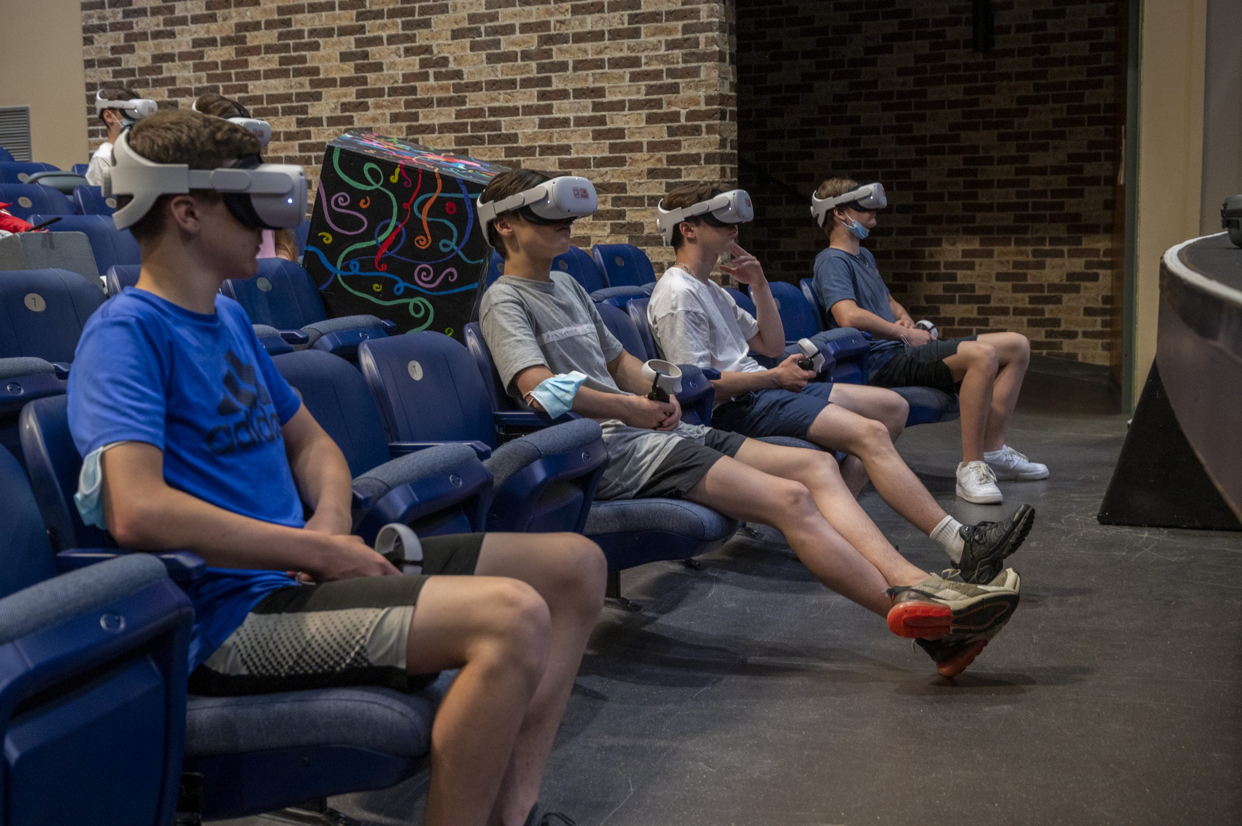 Circus arts program goes into virtual reality واقع