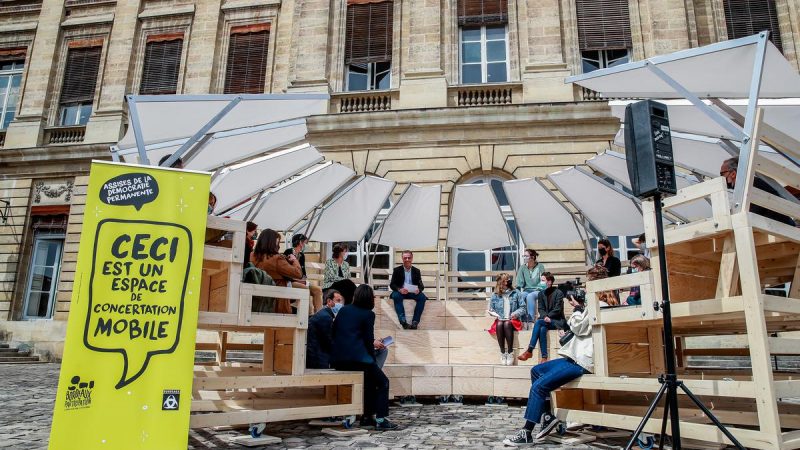A mobile parliament takes place in neighborhoods all summer long