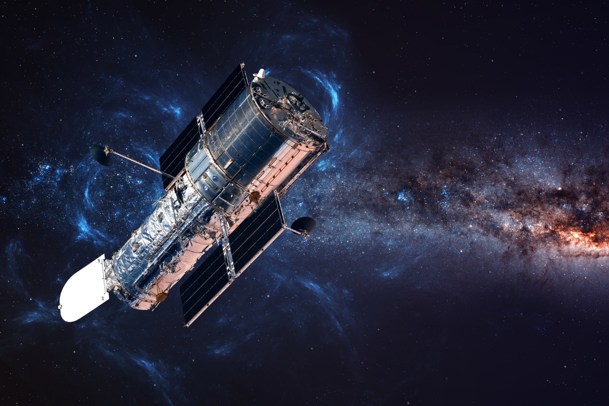 How NASA Scientists Reboot Hubble’s Payload Computer Using Hard Backup