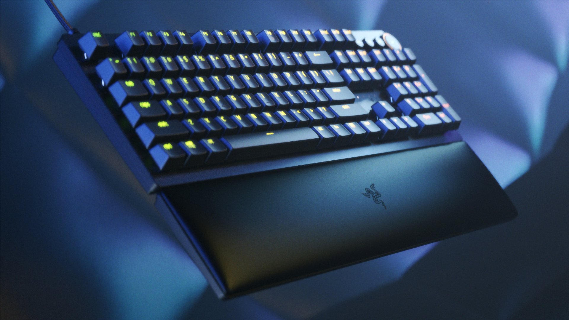 Razer Huntsman V2: a new gaming keyboard based on ‘silencers’
