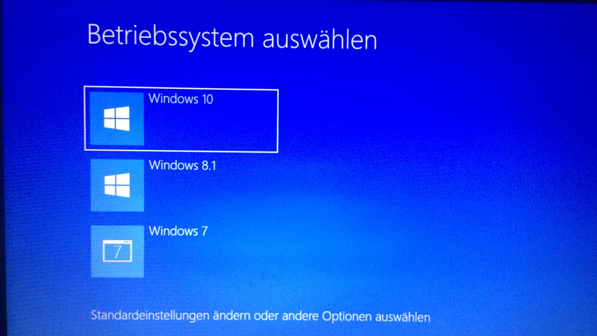 Dual boot windows 10. Dual Windows. Windows Boot.