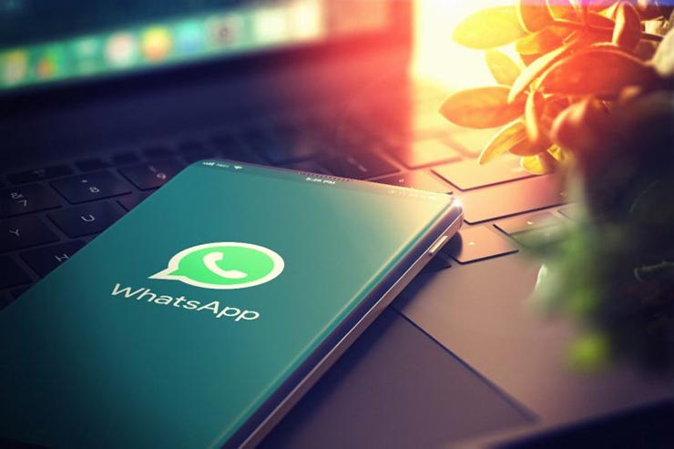 WhatsApp violates EU privacy laws to the maximum