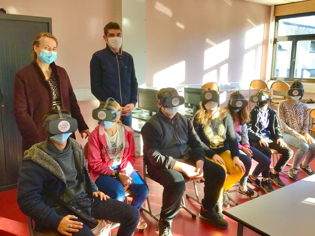 At the College Saint-Exupéry in Lons-le-Saunier, we test jobs with virtual reality headsets