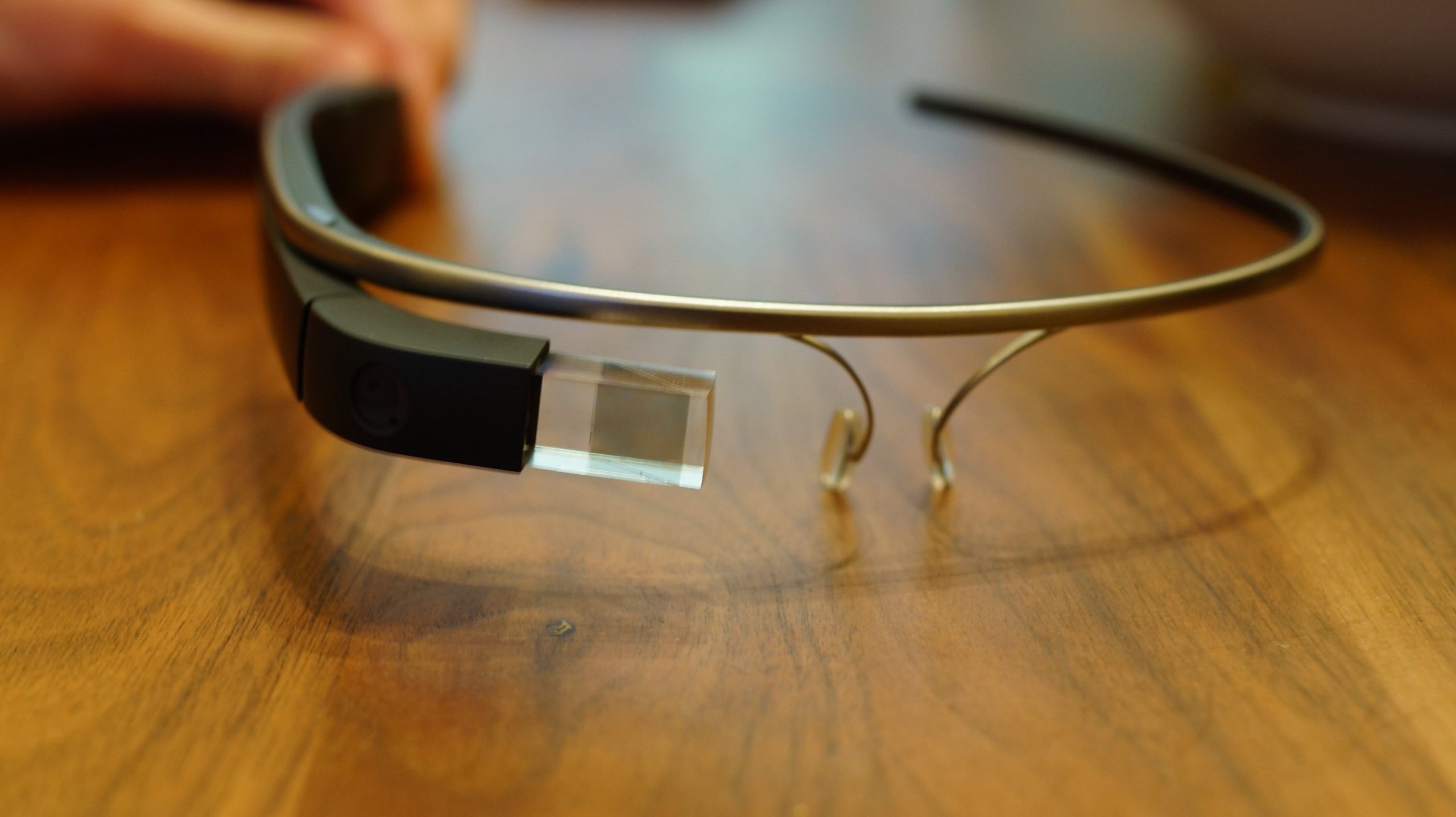 Google still wants augmented reality and is working on a successor to Google Glass