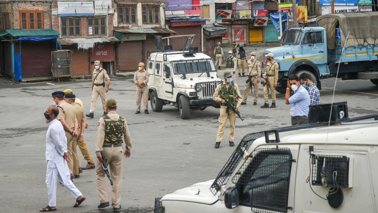 As part of the police modernization, J&K is set to get the latest gadgets