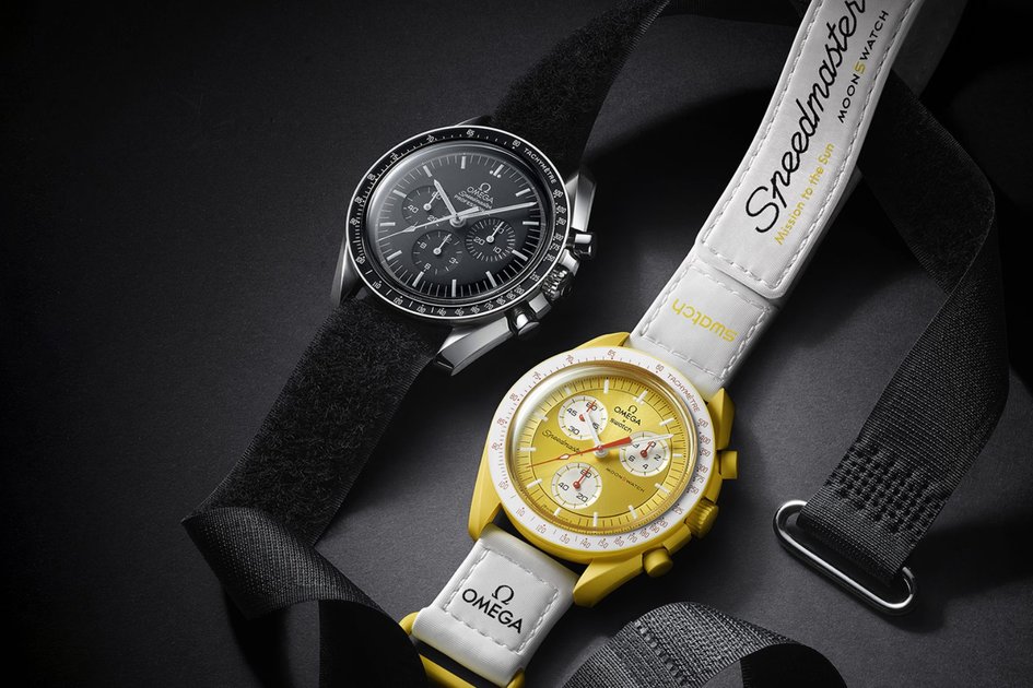 The Speedmaster MoonSwatch set by Omega x Swatch looks great
