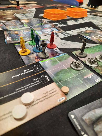Heredity co-op can be played with up to four players.
