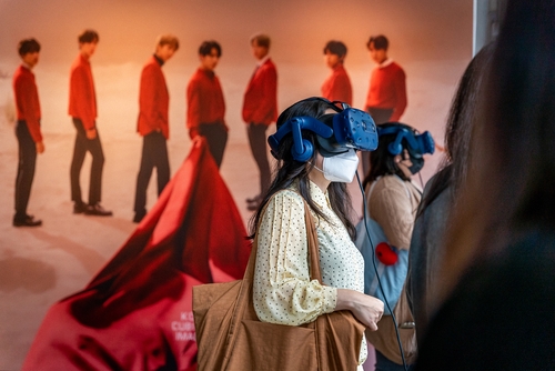 An immersive exhibition of Korean culture in New York, with a virtual reality party for BTS