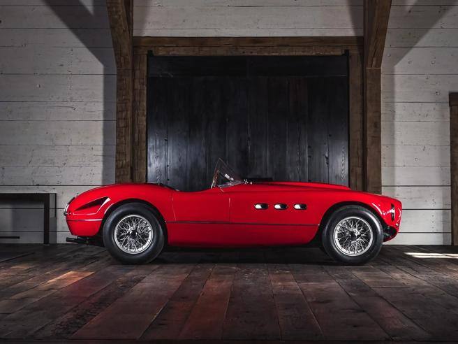 Desert Auction for Ferrari with four existing examples: No one bought it